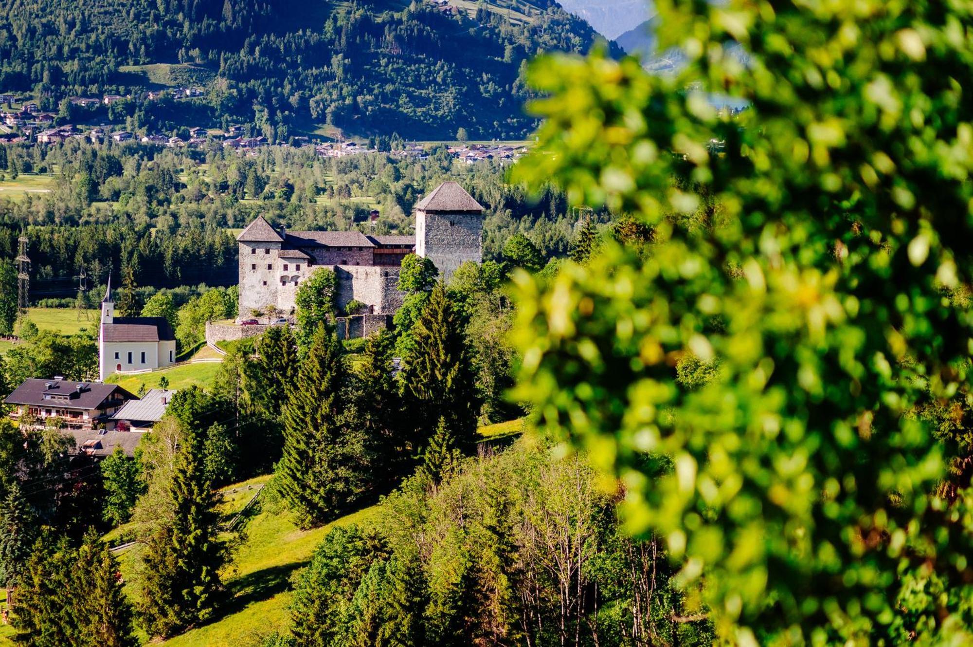 Panorama Hotel Guggenbichl - Inkl Sommerkarte, Freier Eintritt Ins Tauern Spa & Bester Ausblick Uber Kaprun Dış mekan fotoğraf